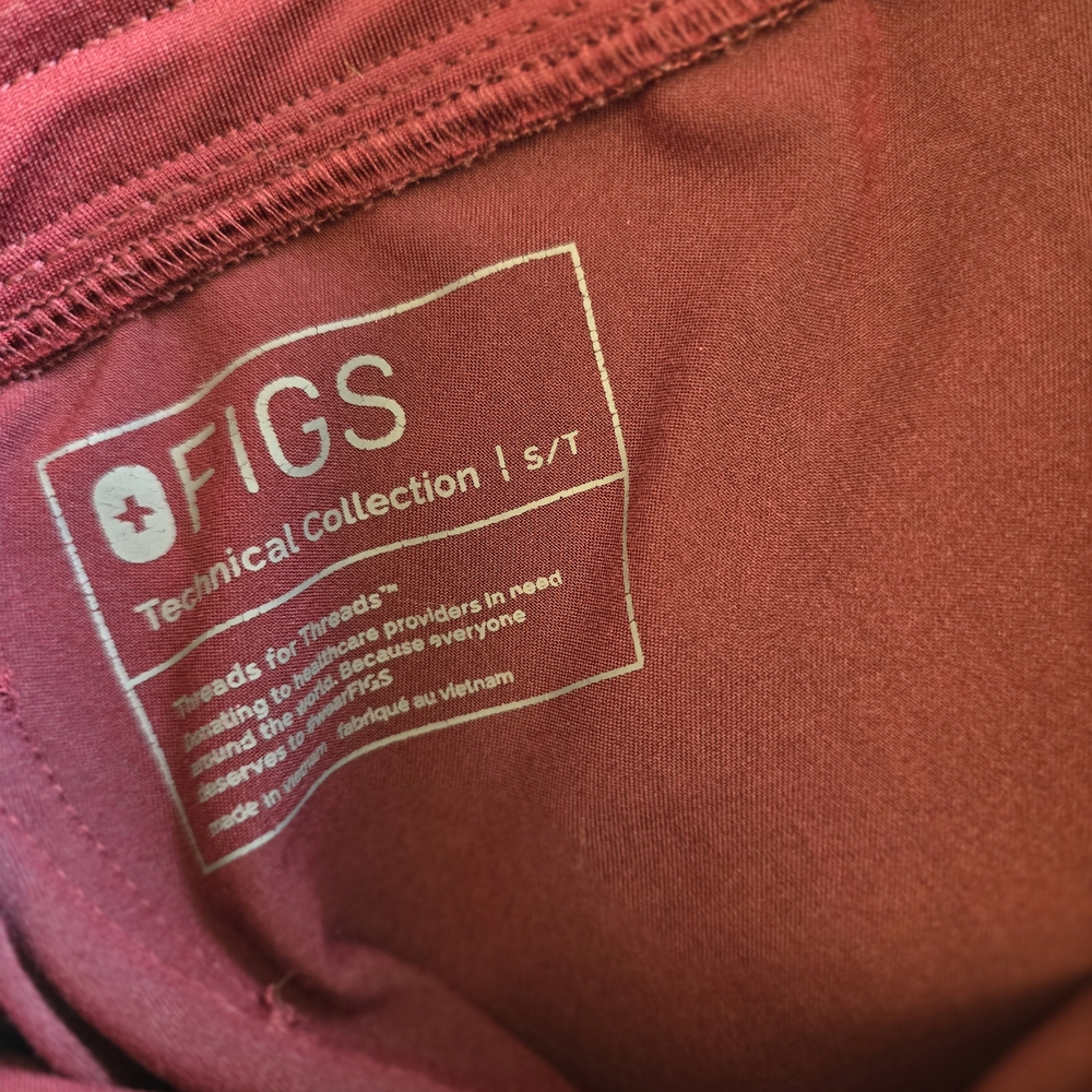 Figs Burgundy Technical Collection Apparel - Picture 2 of 2